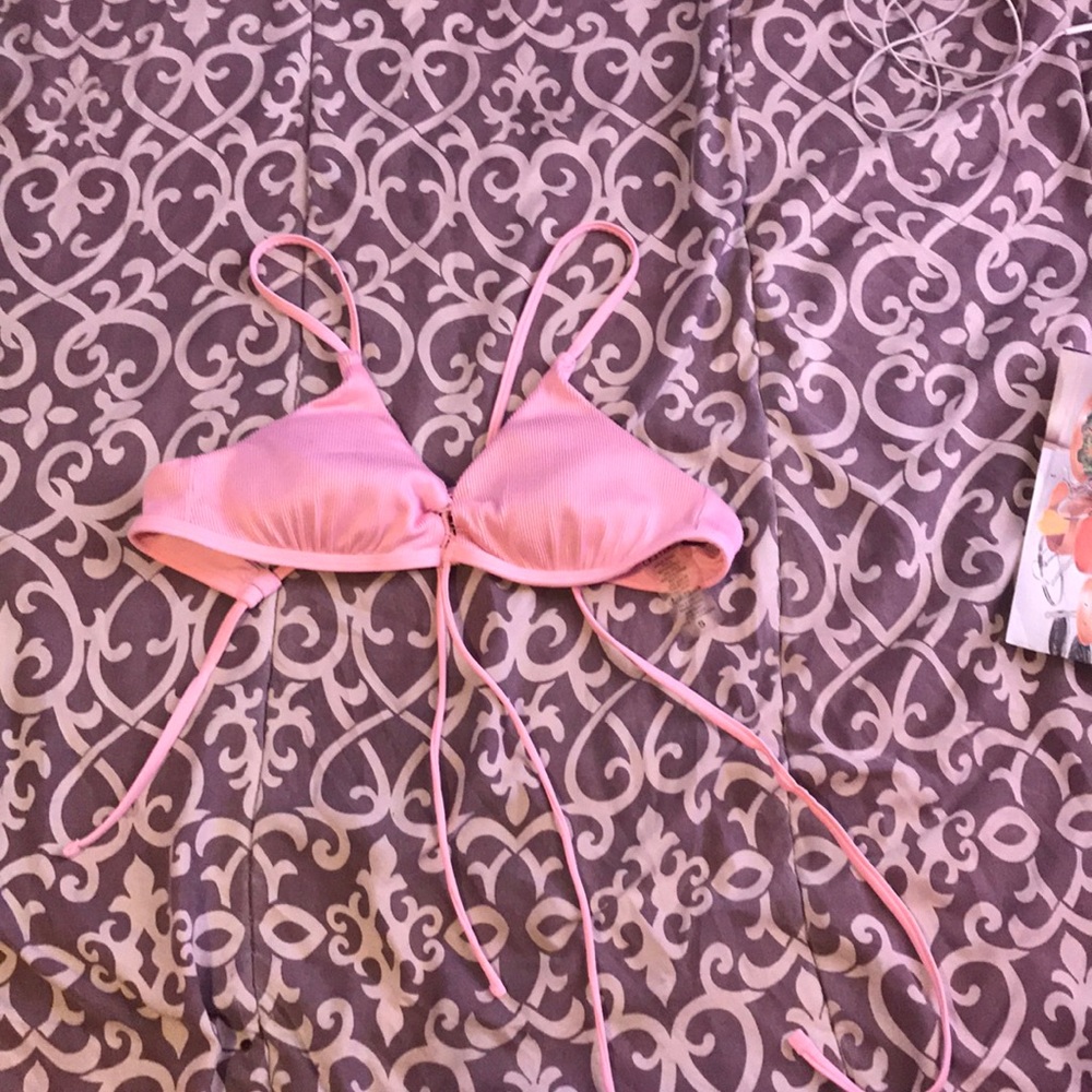 Pink bikini top